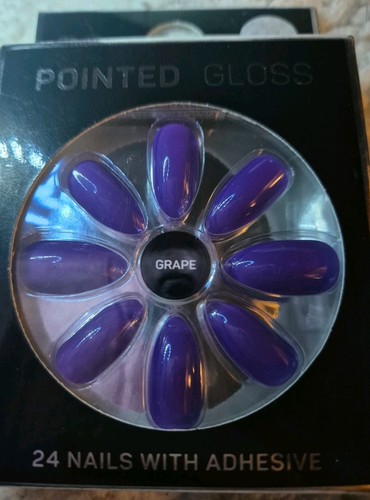 Pointed grape gloss - ps...,